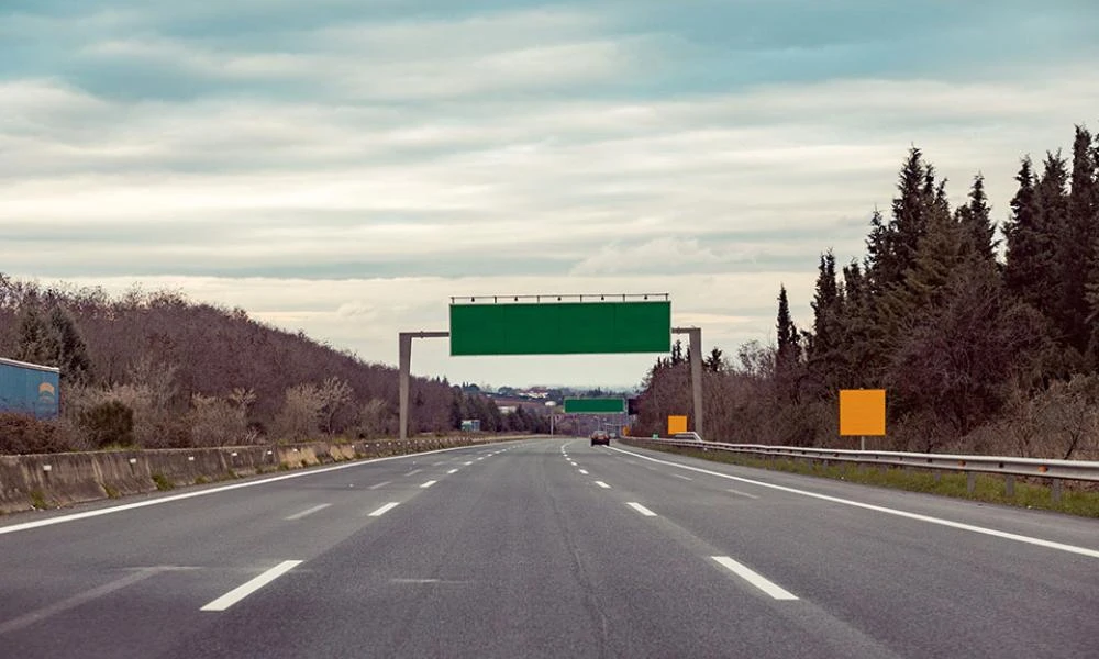 Τέσσερα νέα μεγάλα έργα στις οδικές και σιδηροδρομικές μεταφορές στην αφετηρία του 2024